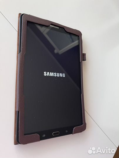 Планшет Samsung galaxy tab e