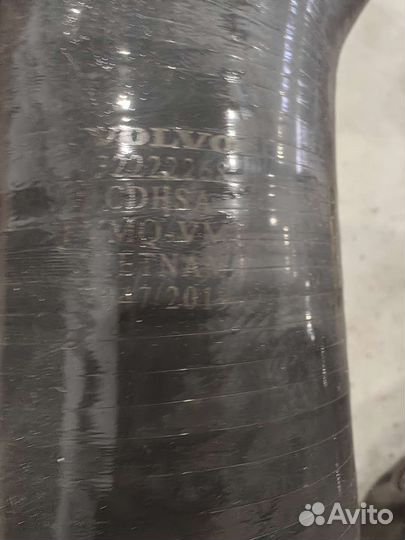 Патрубок интеркулера Volvo spa Diesel 32222268