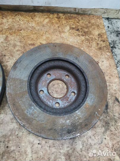 Диск тормозной передний Ford Focus 2 хетчбек 3