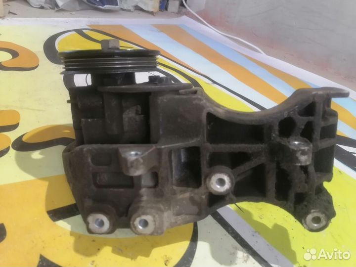 Кронштейн кондиционера Chevrolet Aveo T250