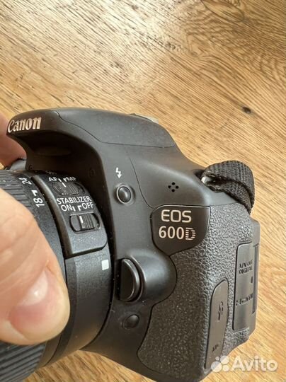 Зеркальный фотоаппарат canon 600D