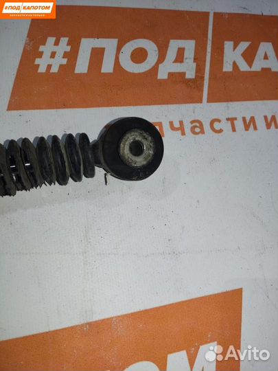 Стойка амортизатора задняя Peugeot 208 2012