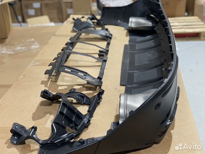 Черный диффузор AMG 63 gls 167