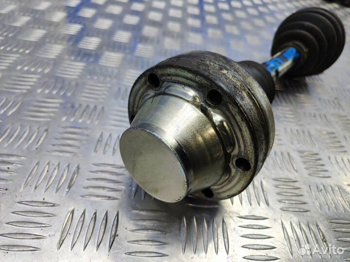 Привод передний правый Volkswagen Touareg 3.6 BHK