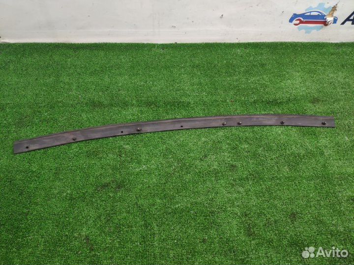 Уплотнитель капота Kia Cerato TD G4FC 2009