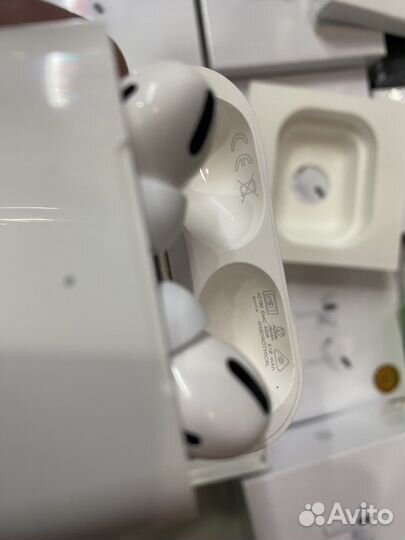 Без проводные наушники Airpods pro