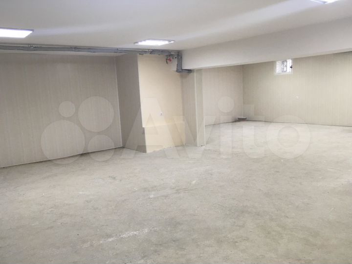 Складское помещение, 250 м²
