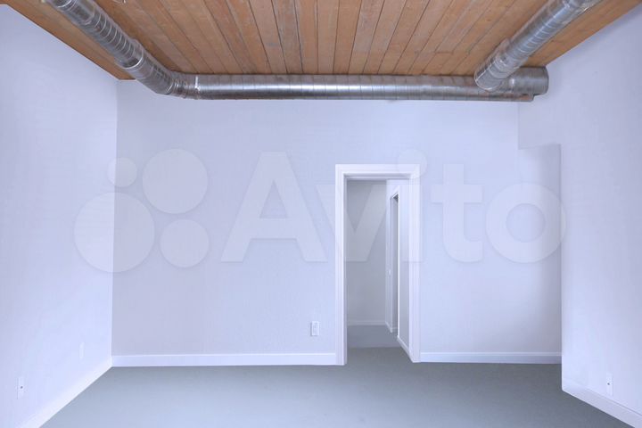 Коттедж 330 м² на участке 14 сот.