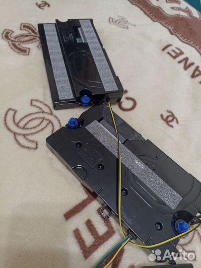 Samsung UE65AU7100U в разбор