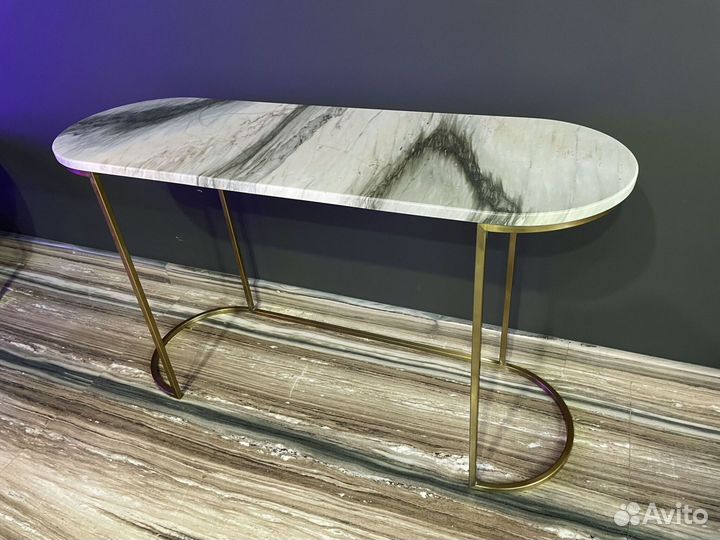 Консоль из натурального камня и нержавеющей стали