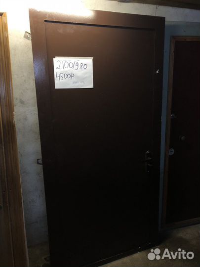 Металлическая дверь бу