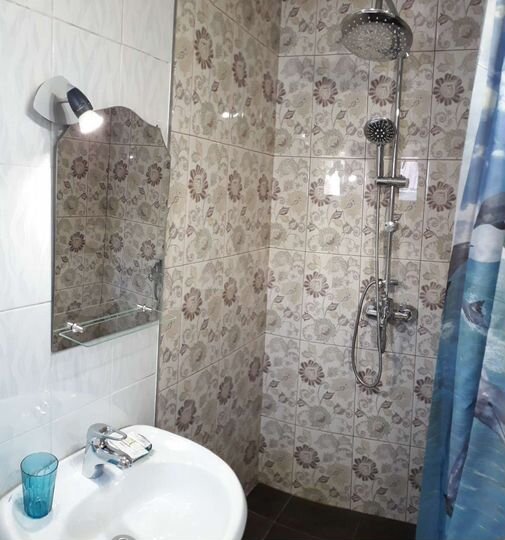 Комната 15 м² в 5-к., 2/3 эт.