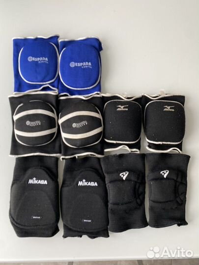 Волейбольные наколенники