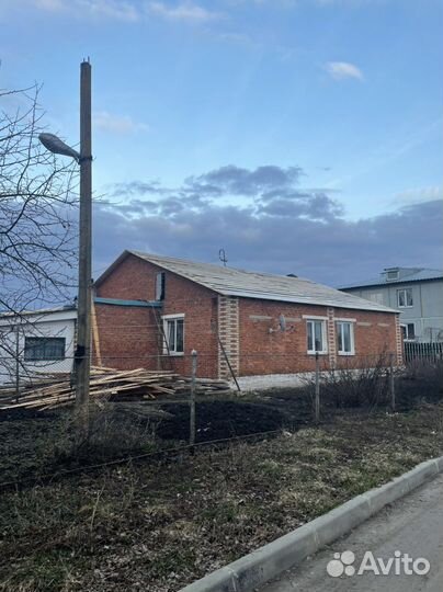 Бригада строителей