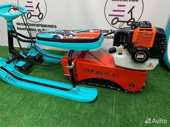 Бензиновый снегокат Снежок
