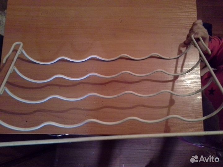 Полка решетка для бутылок к холодильнику