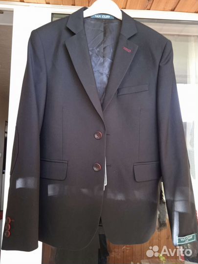 Пиджак на мальчика новый 158