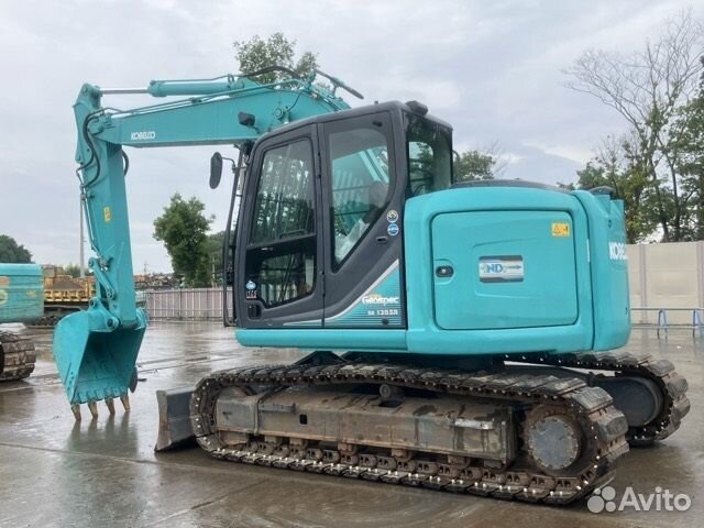 Гусеничный экскаватор Kobelco SK135SR, 2015