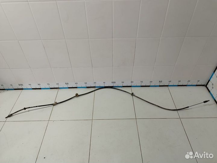 Трос стояночного тормоза правый Mondeo IV 2007