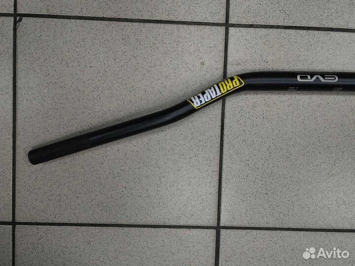 Руль универсальный 22мм