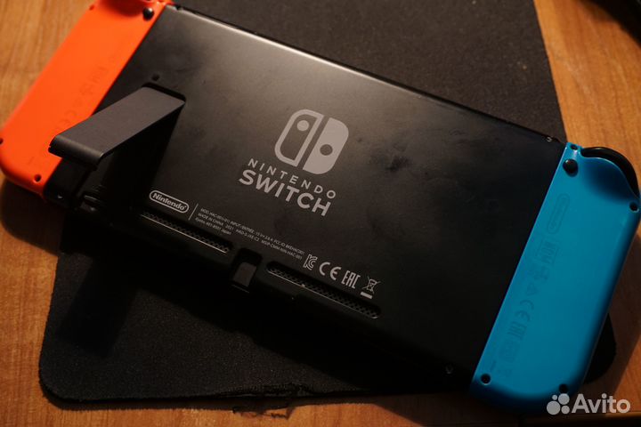 Nintendo Switch с кучей игр (rev.2 96gb, лицензия)