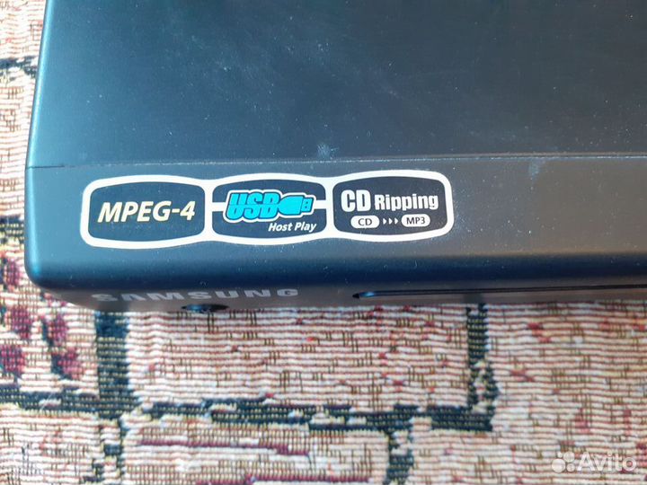 Плеер Samsung DVD-P380