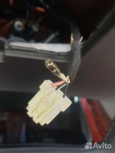 Пин 8240-0370 в разъём 6098-6945 лада веста