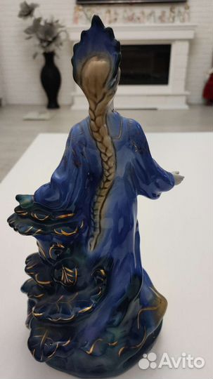 Статуэтка хозяйка медной горы гжель