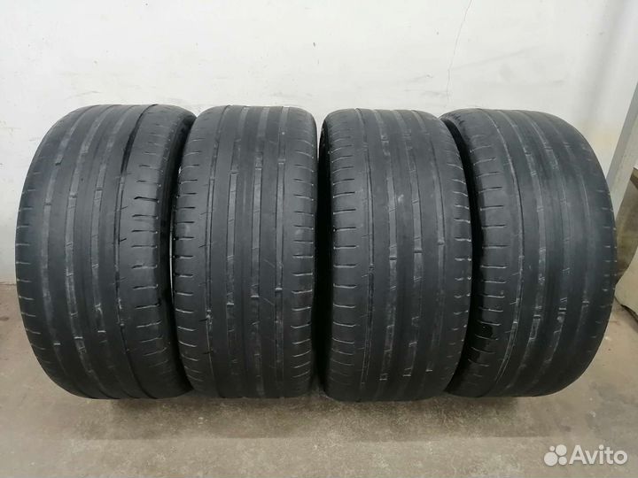Nokian Tyres Hakka Black 2 255/45 R18