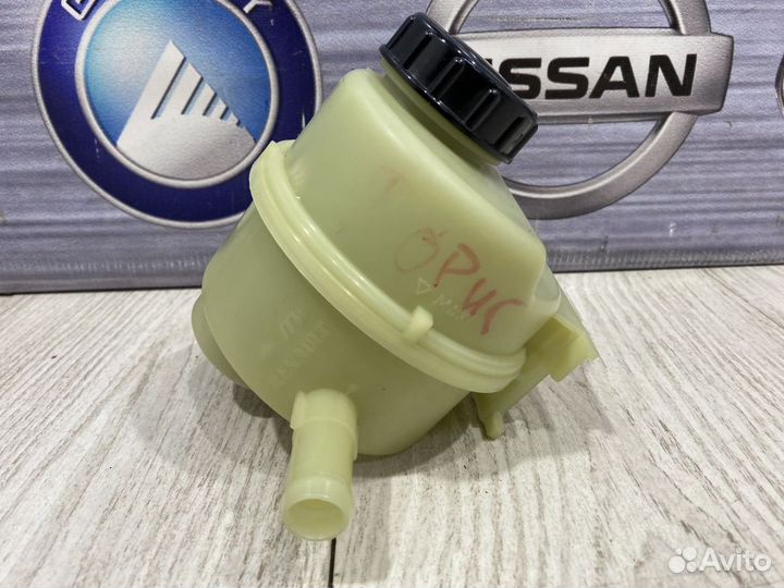 Бачок гидроусилителя гур Renault duster 2