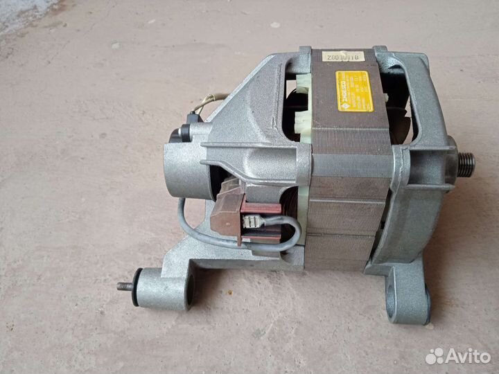 Двигататель стиральной машины