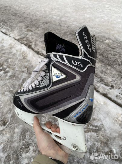 Коньки хоккейные размер 41