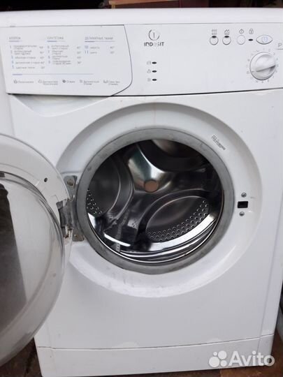 Стиральная машина indesit
