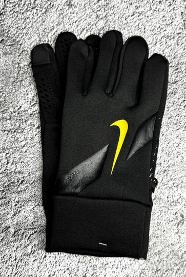 Перчатки Nike для любого стиля