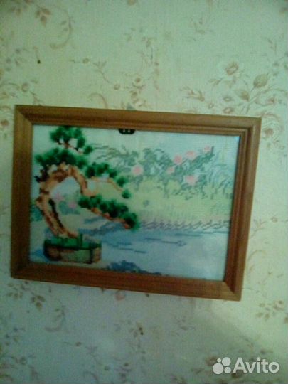 Продаю ручные вышивки разного размера