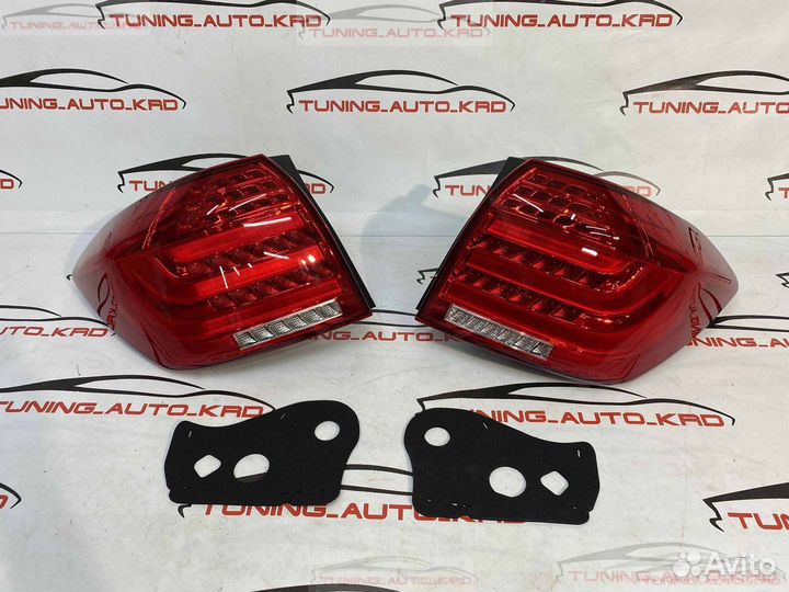 Стоп - сигналы Toyota Highlander (XU40) Led Y0001