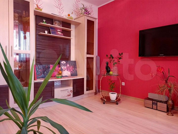 2-к. квартира, 72 м², 6/9 эт.