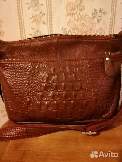 Женская сумка через плечо