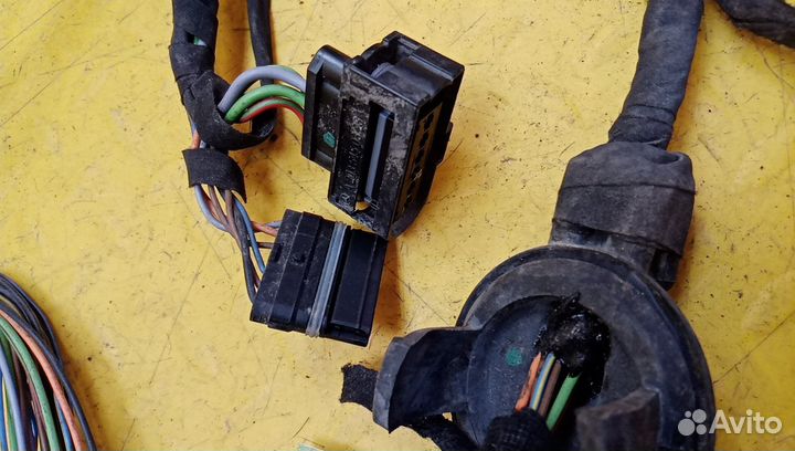 Проводка (коса) W221 S-klass