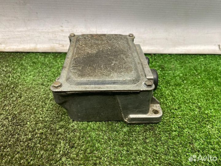 Коммутатор зажигания Mercedes-Benz M116 M117