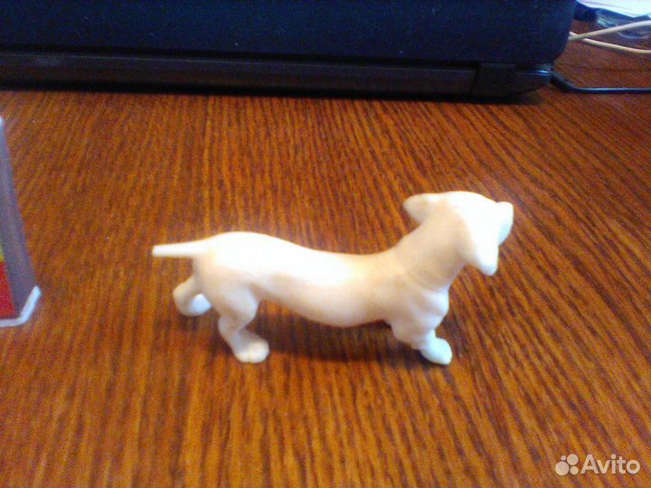 Фигурка.Такса.Колкий пластик СССР
