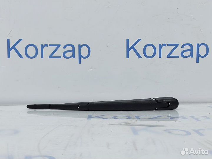 Поводок заднего стеклоочистителя задний Kia Seltos