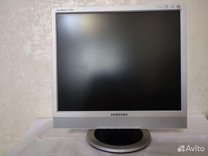 Монитор samsung 19