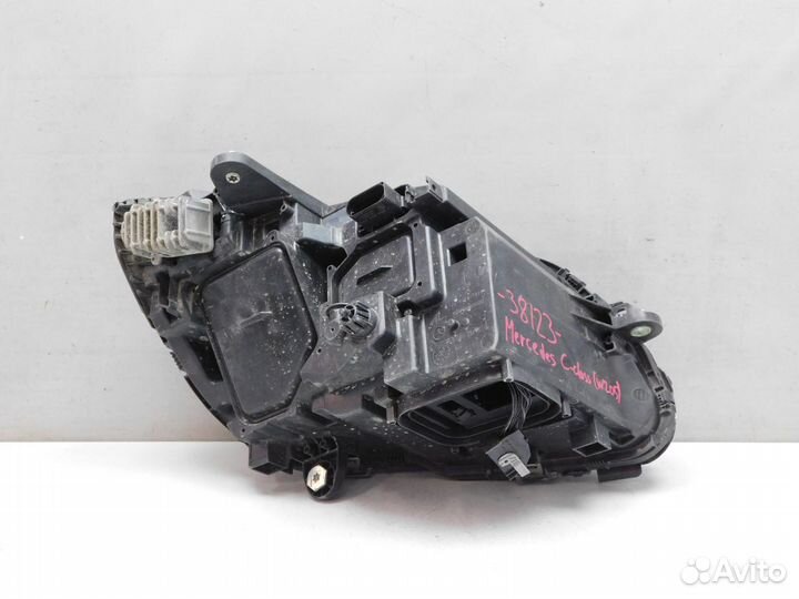 Фара левая Mercedes-Benz C-Class