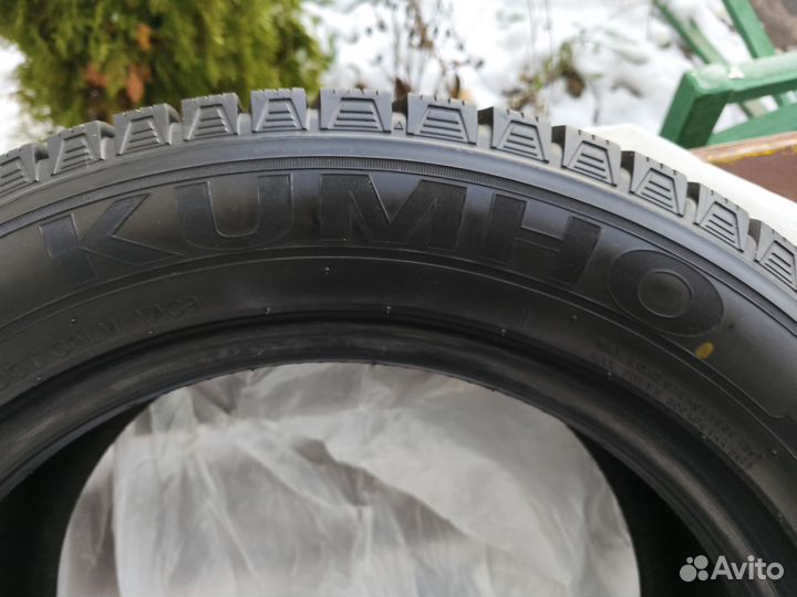 Kumho I'Zen KW31 205/55 R16