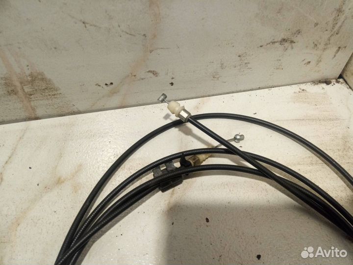 Трос открывания лючка топливного бака Fiat Albea