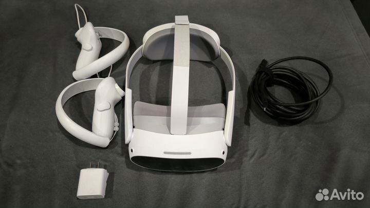Продаётся VR шлем Pico 4