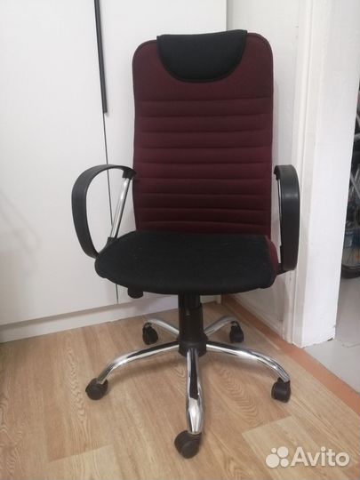 Компьютерное кресло стул