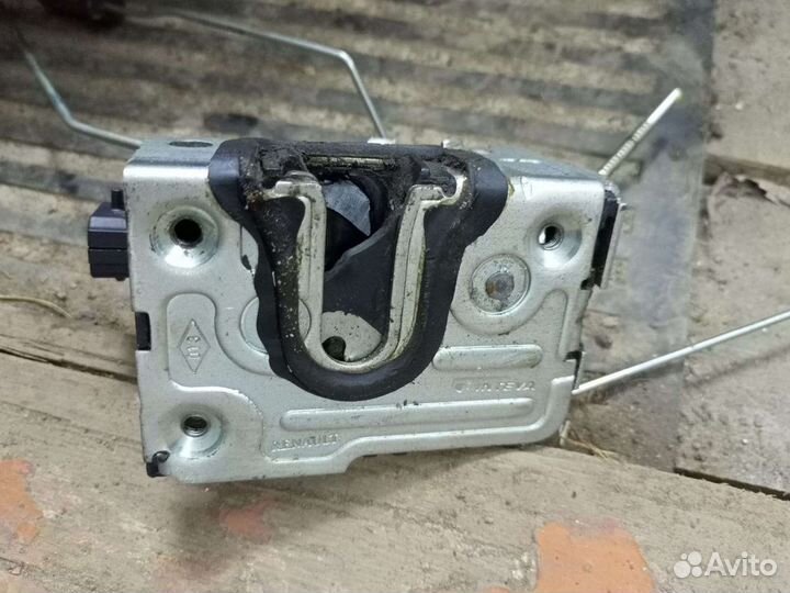 Замок двери renault logan