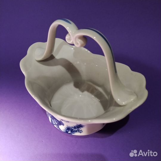 Ваза Фарфоровая Корзинка Глухарь Коростень 1970-е